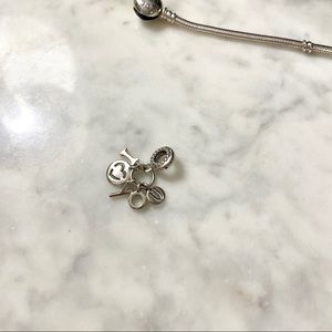Pandora Charm “I heart you”